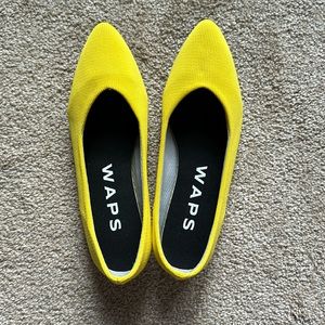 Waps yellow flats